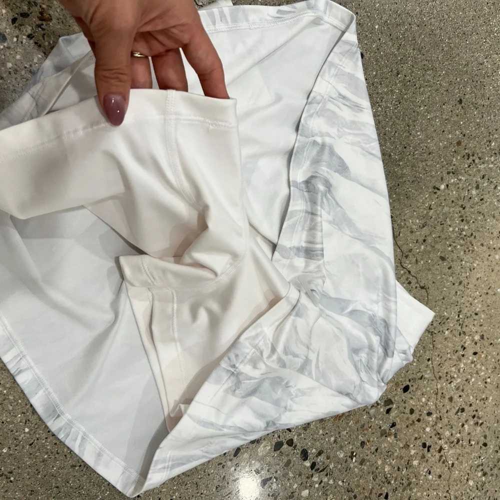 Nike Dri-FIT White Athletic Skort M